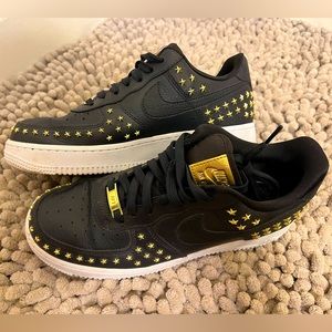 Nike Air Forces Star Studded